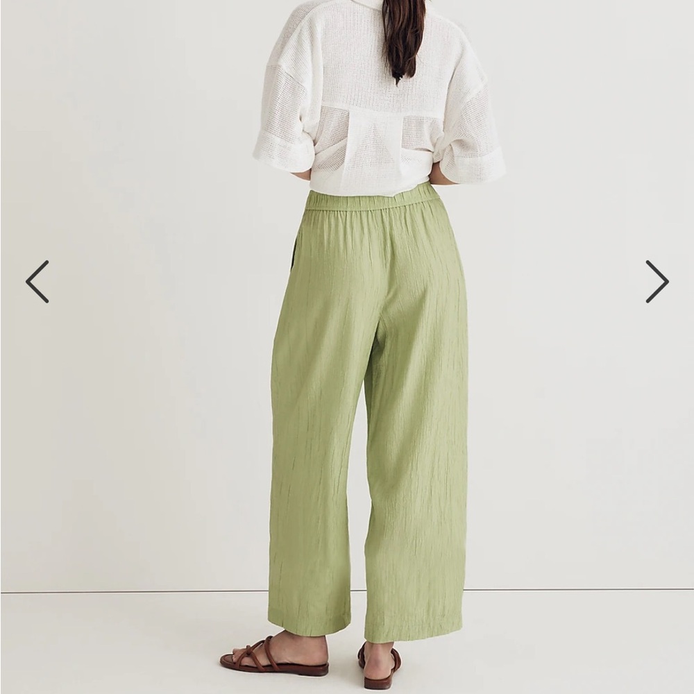 Crinkled Crepe Straight-Leg Crop Pants NWT